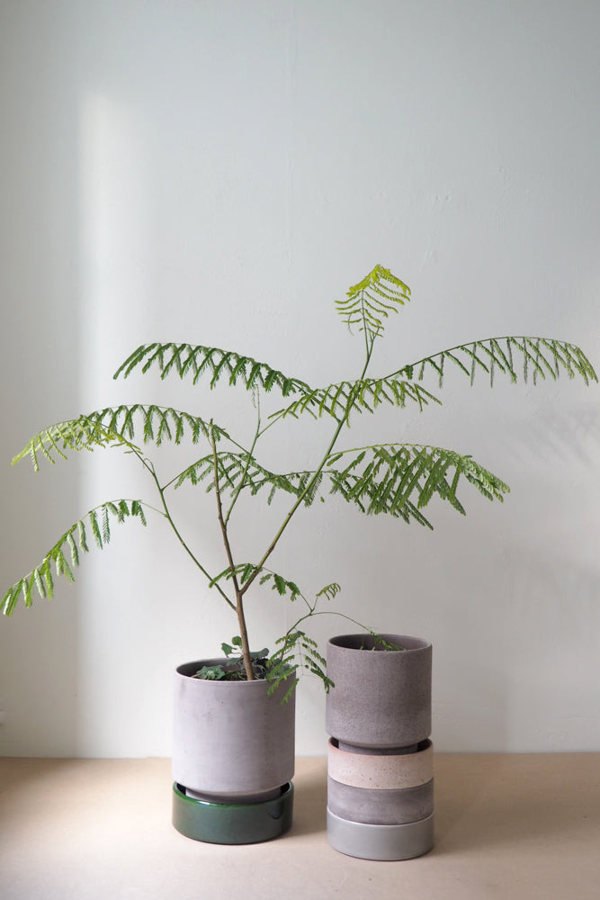 Hoff krukke, raw grey + grøn underskål, gulvkrukke