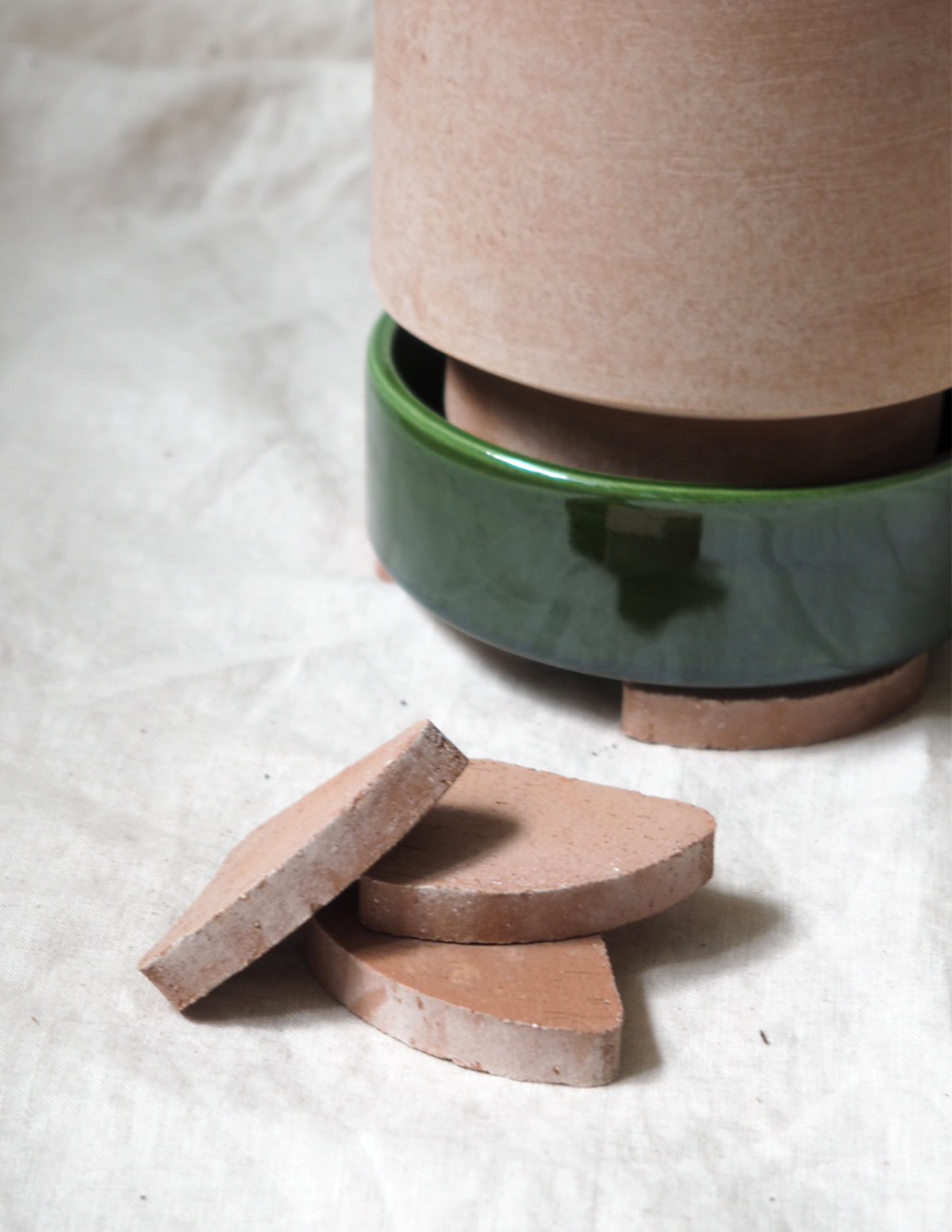 Pottefødder, terracotta