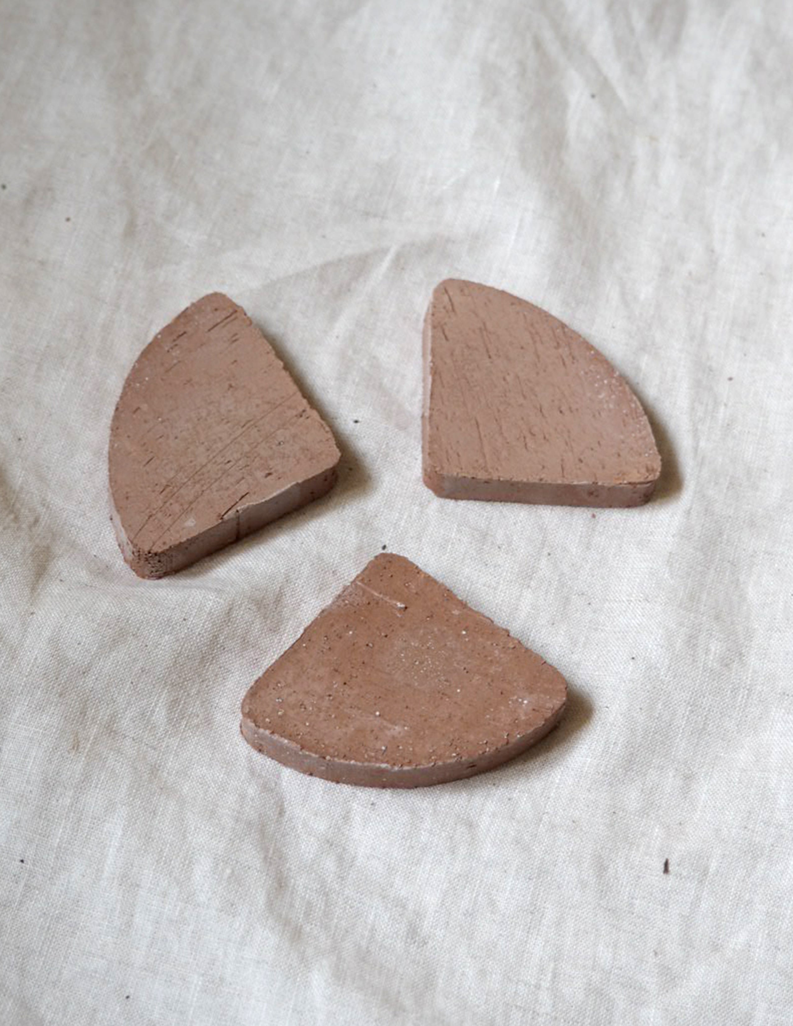 Pottefødder, terracotta