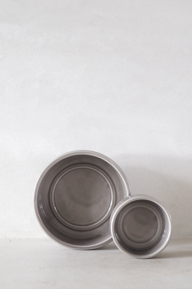 Hoff underskål, glaseret grå