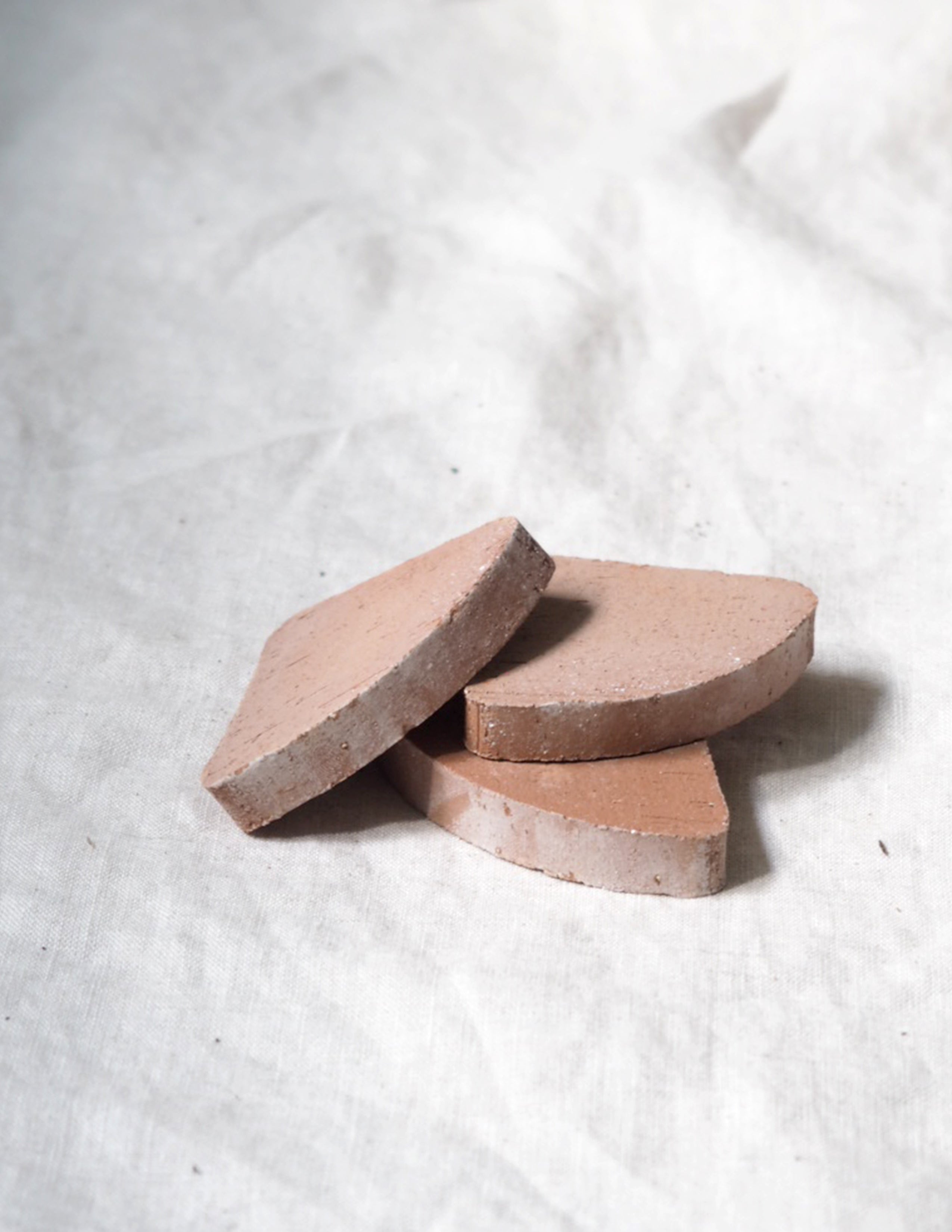 Pottefødder, terracotta